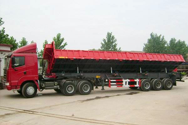 自卸半掛車(chē)