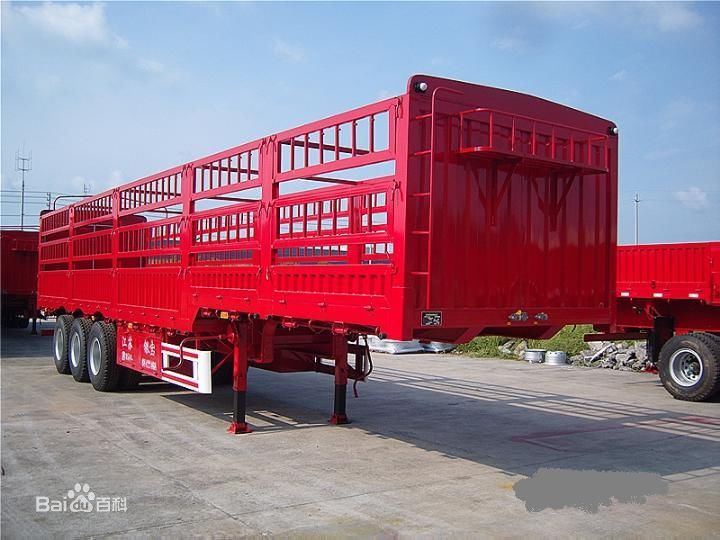 倉(cāng)柵式半掛車(chē)