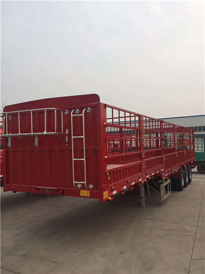 倉(cāng)柵式半掛車