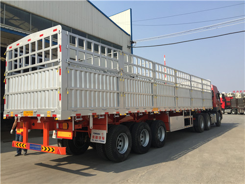 倉柵式半掛車 倉柵式半掛車